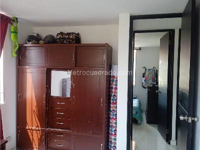 Apartamento de 3 alcobas en venta en Portal De La Sabana, Soacha, 46 m² · foto 18 de 20