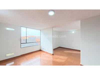 Apartamento de 2 alcobas en venta en Hogares, Soacha, 51 m² · foto 3 de 18