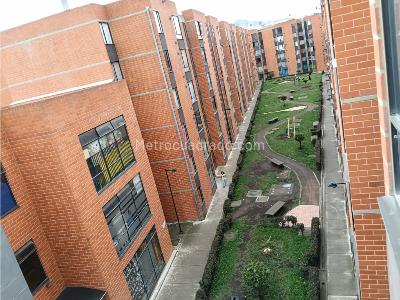 Apartamento de 2 alcobas en venta en Hogares, Soacha, 51 m² · foto 12 de 18