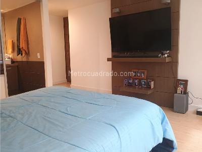 Apartamento en venta en Los Rosales, Bogotá · foto 3 de 20
