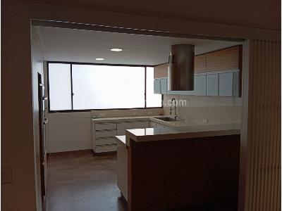 Apartamento en venta en Los Rosales, Bogotá · foto 6 de 20