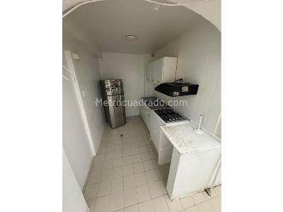 Apartamento en arriendo en Emaus, Bogotá · foto 3 de 13