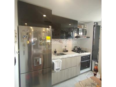 Apartamento de 3 alcobas en venta en Ciudad Hayuelos, Bogotá, 76 m² · foto 2 de 20