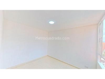 Apartamento de 3 alcobas en venta en Hogares, Soacha, 46 m² · foto 4 de 16
