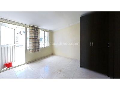 Casa de 4 alcobas en venta en Garces Navas, Bogotá, 170 m² · foto 2 de 19