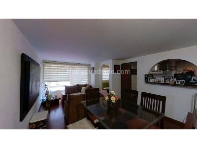 Apartamento de 3 alcobas en venta en Cedro Narvaez, Bogotá, 82 m² · foto 2 de 10