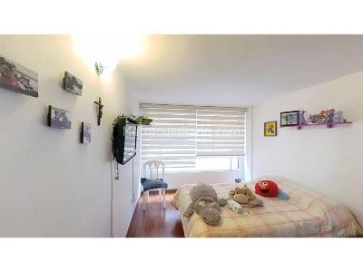 Apartamento de 3 alcobas en venta en Cedro Narvaez, Bogotá, 82 m² · foto 7 de 10