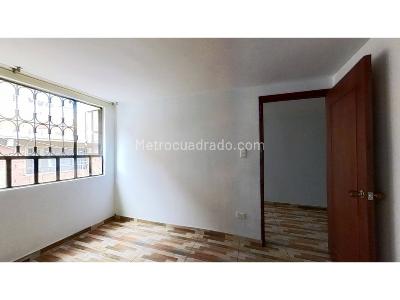 Casa de 5 alcobas en venta en Galicia, Bogotá, 237 m² · foto 12 de 20