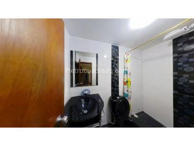 Casa de 5 alcobas en venta en Galicia, Bogotá, 237 m² · foto 18 de 20