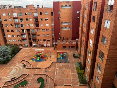 Apartamento de 3 alcobas en venta en Hayuelos, Bogotá, 73 m² · foto 4 de 20
