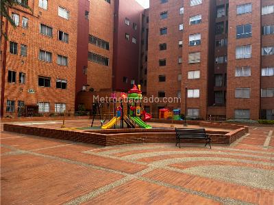 Apartamento de 3 alcobas en venta en Hayuelos, Bogotá, 73 m² · foto 6 de 20