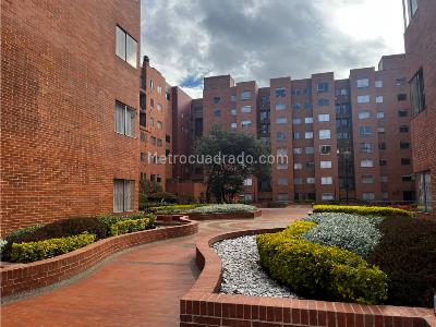 Apartamento de 3 alcobas en venta en Hayuelos, Bogotá, 73 m² · foto 8 de 20