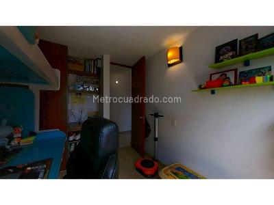 Apartamento de 3 alcobas en venta en Villa Alsacia, Bogotá, 87 m² · foto 13 de 20