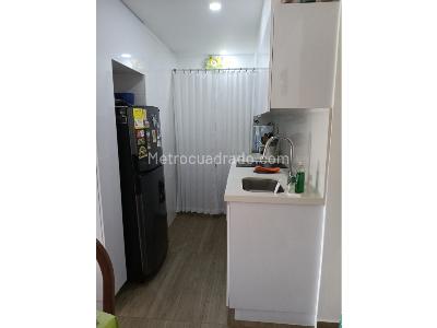 Apartaestudio en venta en El Redil, Bogotá, 35 m² · foto 11 de 14