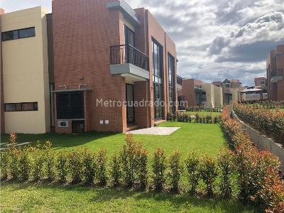 Casa de 4 alcobas en arriendo en Palos Verdes, Cajicá, 182 m² · foto 6 de 20