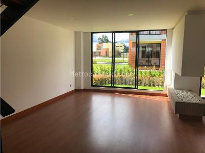 Casa de 4 alcobas en arriendo en Palos Verdes, Cajicá, 182 m² · foto 11 de 20