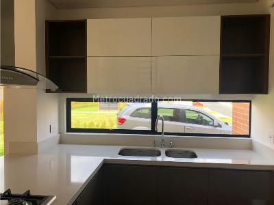 Casa de 4 alcobas en arriendo en Palos Verdes, Cajicá, 182 m² · foto 12 de 20