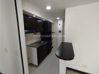 Apartamento en venta en Las Delicias, Bogotá · foto 3 de 14