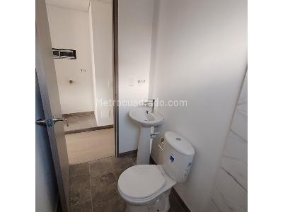 Apartaestudio en venta en Claret, Bogotá, 33 m² · foto 3 de 15