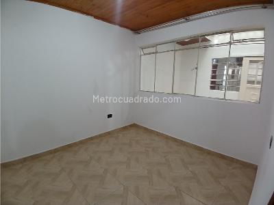 Casa de 5 alcobas en venta en Velodromo, Bogotá, 416 m² · foto 5 de 15