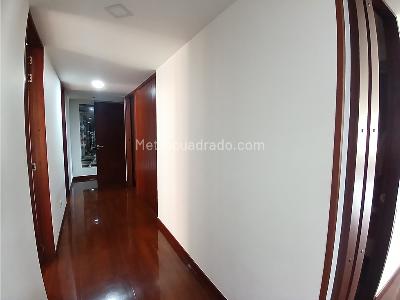 Apartamento de 4 alcobas en venta en Ciudad Salitre Oriental, Bogotá, 220 m² · foto 12 de 20