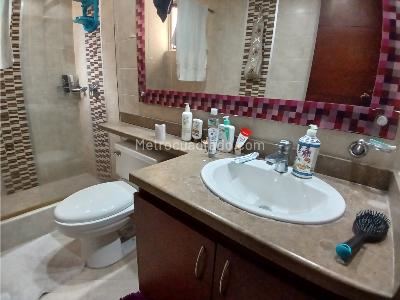 Apartamento de 4 alcobas en venta en Ciudad Salitre Oriental, Bogotá, 220 m² · foto 17 de 20