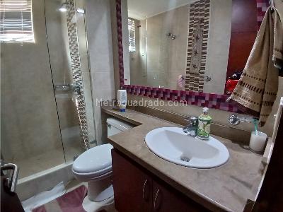 Apartamento de 4 alcobas en venta en Ciudad Salitre Oriental, Bogotá, 220 m² · foto 18 de 20
