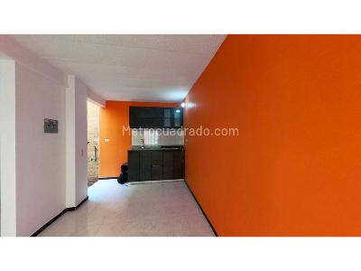 Casa en venta en Cantalejo, Bogotá · foto 2 de 17