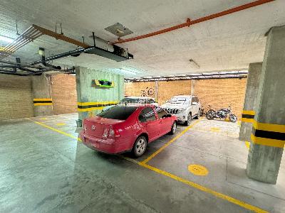 Apartamento de 3 alcobas en venta en San Patricio, Bogotá, 164 m² · foto 10 de 10