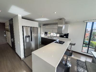 Apartamento de 3 alcobas en venta en San Patricio, Bogotá, 164 m² · foto 5 de 10