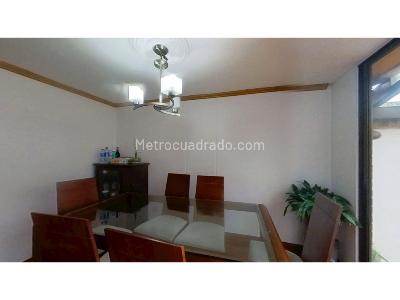 Casa de 4 alcobas en venta en Los Cedros, Bogotá, 152 m² · foto 4 de 17