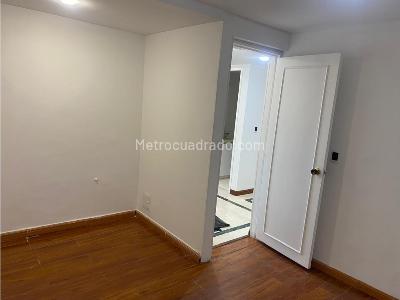Apartamento en venta en Alhambra, Bogotá · foto 3 de 7