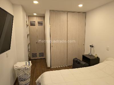 Apartamento de 1 alcoba en venta en Santa Barbara Central, Bogotá, 25 m² · foto 10 de 14