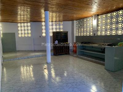 Casa de 4 alcobas en venta en Girardot, Girardot, 732 m² · foto 13 de 20