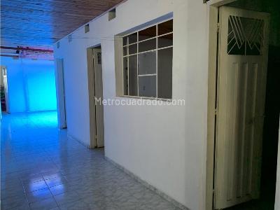 Casa de 4 alcobas en venta en Girardot, Girardot, 732 m² · foto 16 de 20