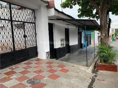 Casa de 4 alcobas en venta en Girardot, Girardot, 732 m² · foto 4 de 20