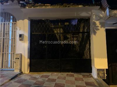 Casa de 4 alcobas en venta en Girardot, Girardot, 732 m² · foto 6 de 20