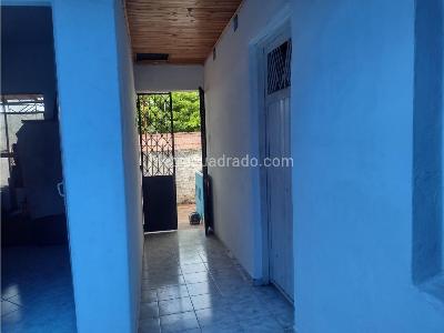 Casa de 4 alcobas en venta en Girardot, Girardot, 732 m² · foto 8 de 20