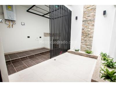 Casa de 5 alcobas en venta en Marsella, Bogotá, 390 m² · foto 13 de 20