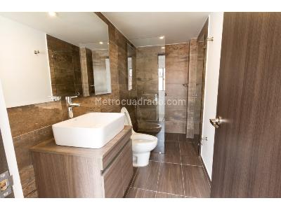 Casa de 5 alcobas en venta en Marsella, Bogotá, 390 m² · foto 18 de 20