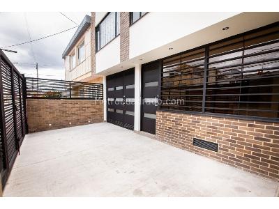Casa de 5 alcobas en venta en Marsella, Bogotá, 390 m² · foto 7 de 20