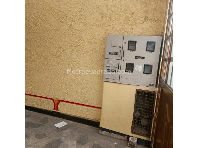 Casa de 5 alcobas en venta en La Francia, Bogotá, 240 m² · foto 10 de 20