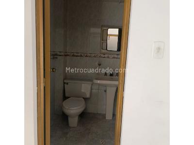 Casa de 5 alcobas en venta en La Francia, Bogotá, 240 m² · foto 16 de 20