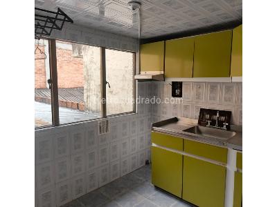 Casa de 5 alcobas en venta en La Francia, Bogotá, 240 m² · foto 17 de 20