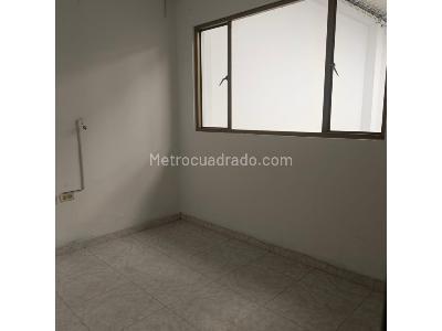 Casa de 5 alcobas en venta en La Francia, Bogotá, 240 m² · foto 5 de 20