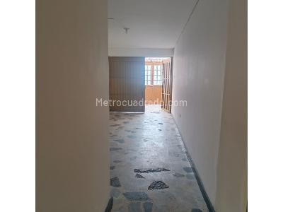 Casa de 5 alcobas en venta en La Francia, Bogotá, 240 m² · foto 7 de 20
