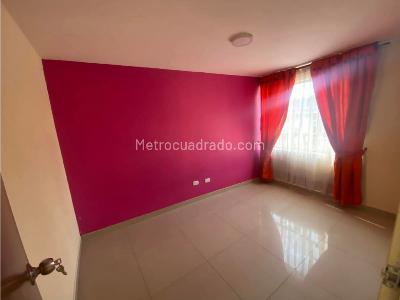 Casa en venta en Patio Bonito, Bogotá · foto 2 de 20