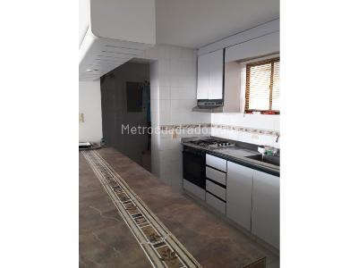 Apartamento de 3 alcobas en venta en Girardot, Girardot, 156 m² · foto 10 de 20