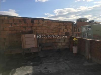 Casa de 5 alcobas en venta en La Camelia, Bogotá, 280 m² · foto 18 de 20