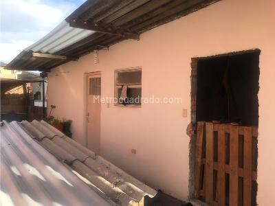Casa de 5 alcobas en venta en La Camelia, Bogotá, 280 m² · foto 19 de 20